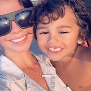 Meet your Posher, Kiani